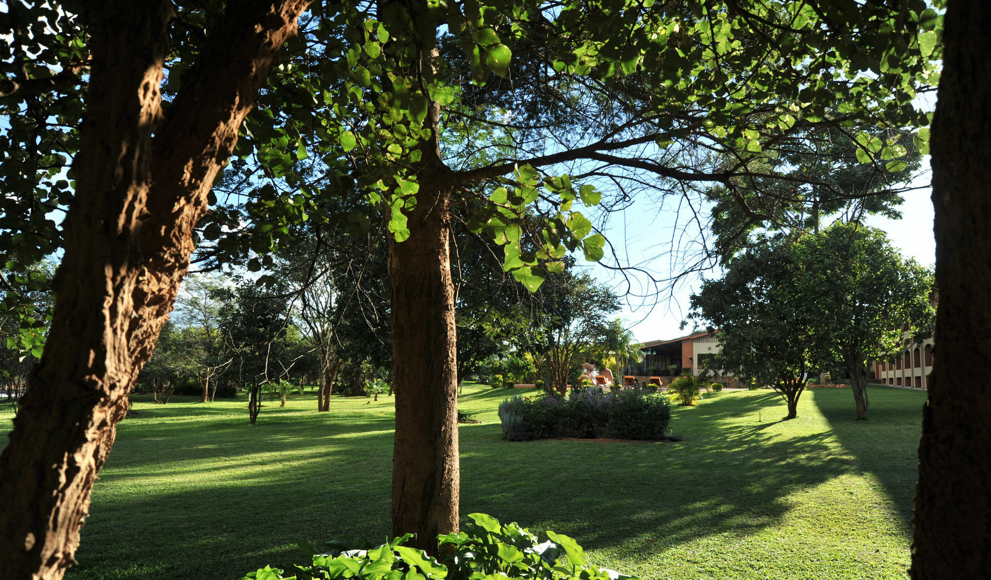 M'Kango Golfview Hotel Лусака Экстерьер фото